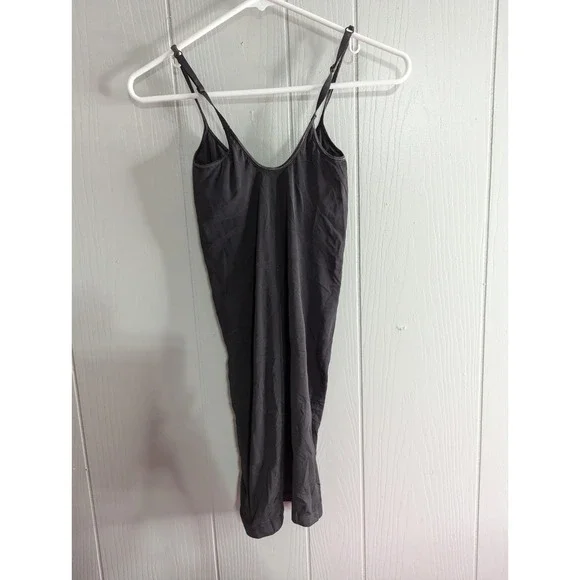 Victorias Secret Form fitting shelf bra black dress slip small - Picture 5 of 5